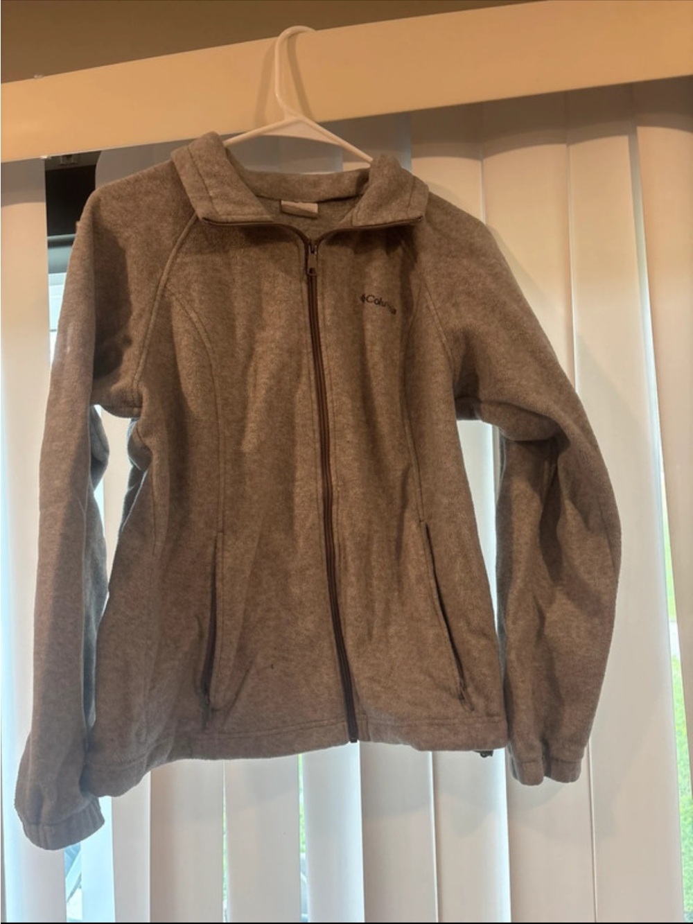 Columbia Women's Light Gray Full-Zip Fleece Jacket